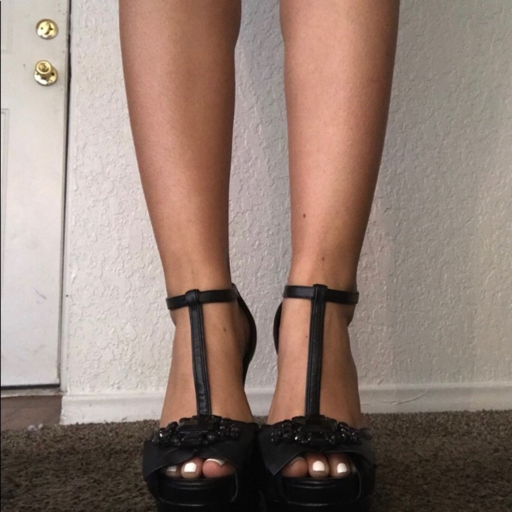 Vince Camuto heels